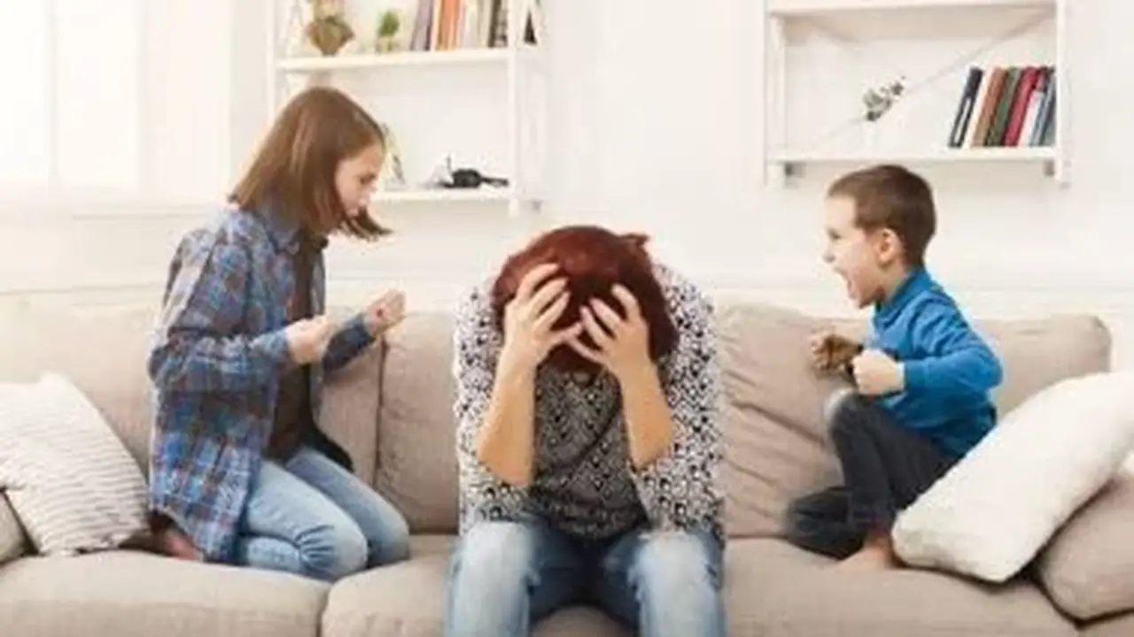 4 أبراج تواجه صعوبة في التعامل مع الأطفال: افتقارهم للصبر