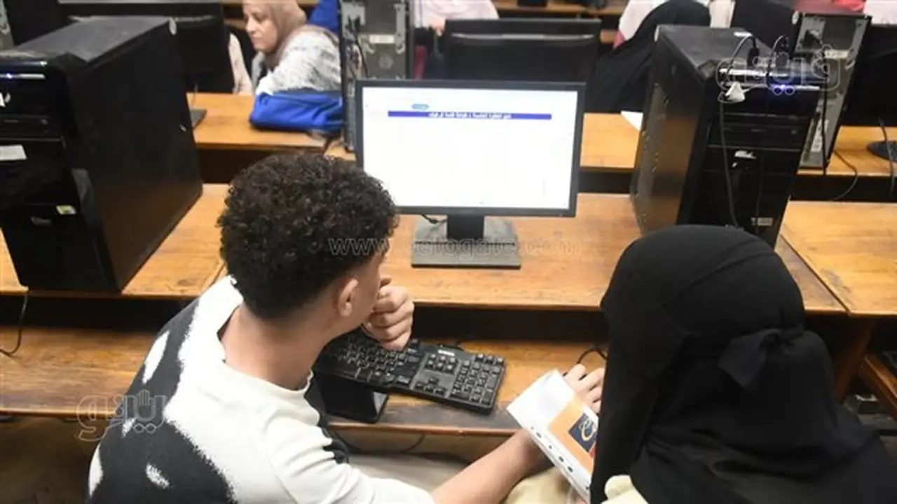 كليات المرحلة الثانية للشعبة الأدبية 2026: أبرز الخيارات المتاحة