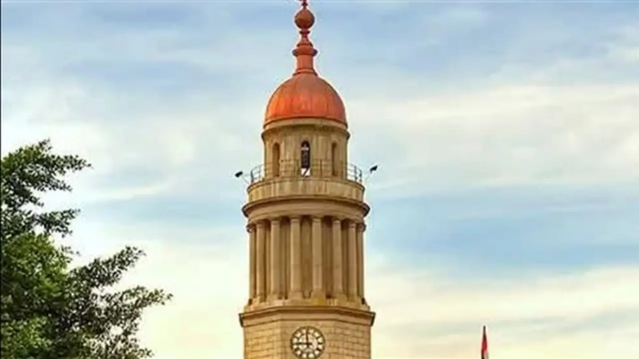 جامعة القاهرة تطلق مشروع ترميم برج الساعة والقبة التاريخية في قصر العيني