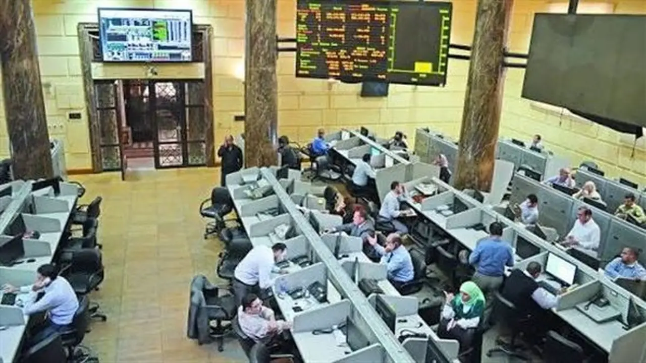 ارتفاع معظم مؤشرات البورصة المصرية في منتصف تعاملات اليوم