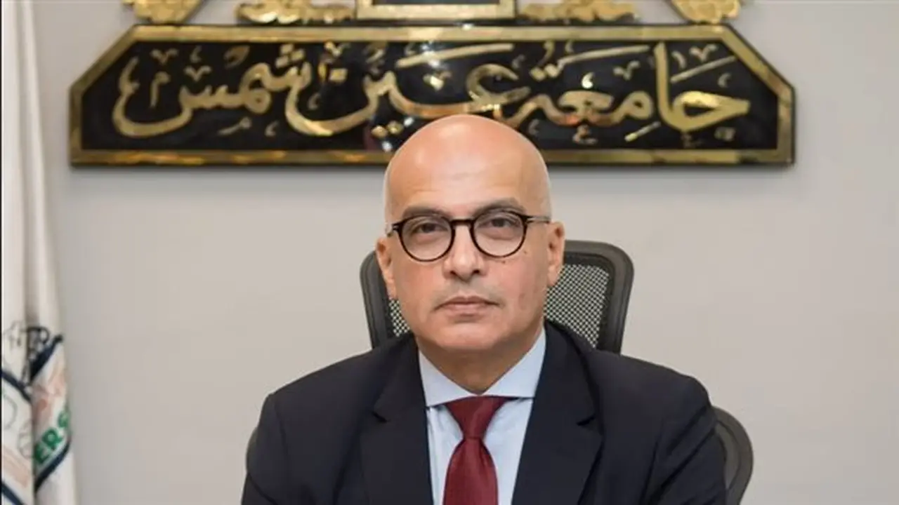 جامعة عين شمس تبرم اتفاقًا لإنشاء أول فرع دولي لجامعة إكستر البريطانية في مصر