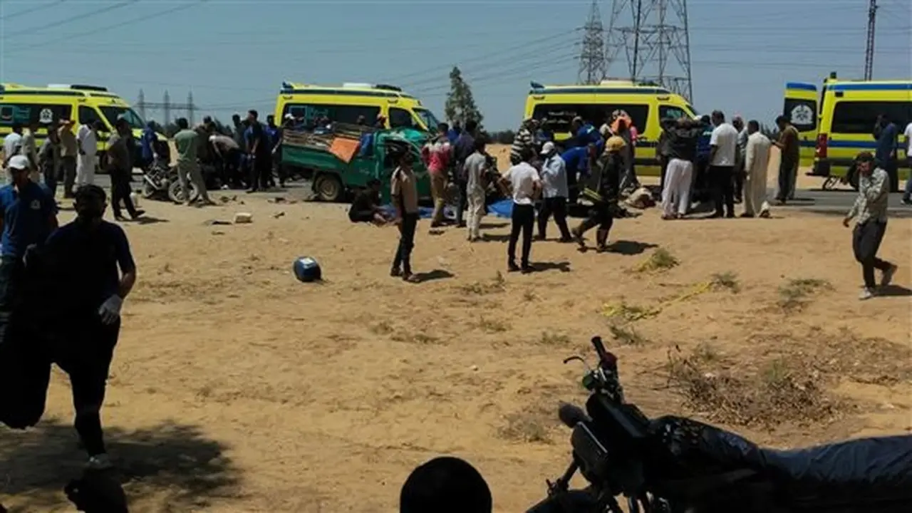 انفجار الإطار الخلفي لمركبة يتسبب في حادث مميت على طريق «الدواويس»