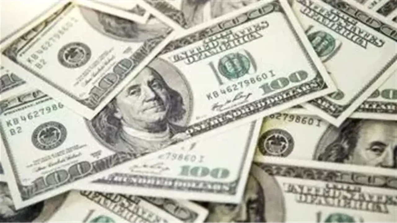 تراجع سعر الدولار أمام الجنيه المصري في نهاية تعاملات اليوم.. تعرف على الأسعار في البنوك