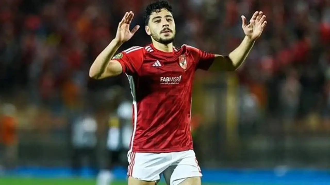 موعد انضمام أكرم توفيق إلى الأهلي بعد فسخ تعاقده مع الشمال القطري