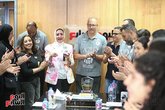 تكريم بعثة منتخب ناشئات كرة اليد مواليد 2008 (3) تكريم بعثة منتخب ناشئات كرة اليد مواليد 2008 (3)