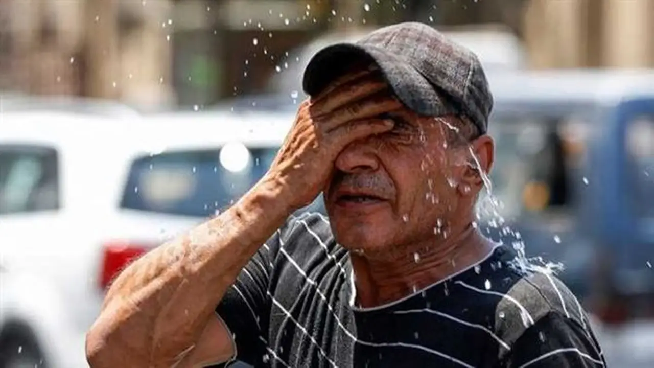 الأرصاد الجوية تكشف عن موعد انكسار الموجة الحارة.. تفاصيل بالفيديو