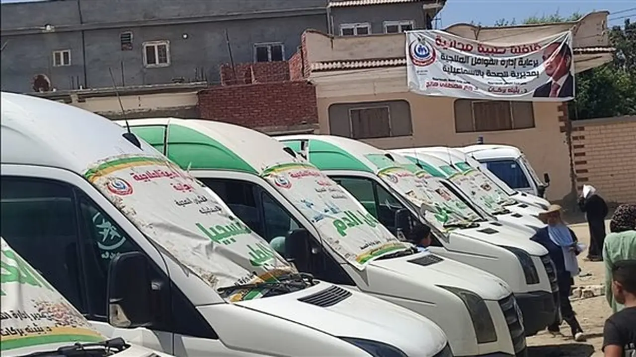 نجاح قافلة طبية في قرية أم حبيب بالإسماعيلية تكشف على 1284 مواطنًا