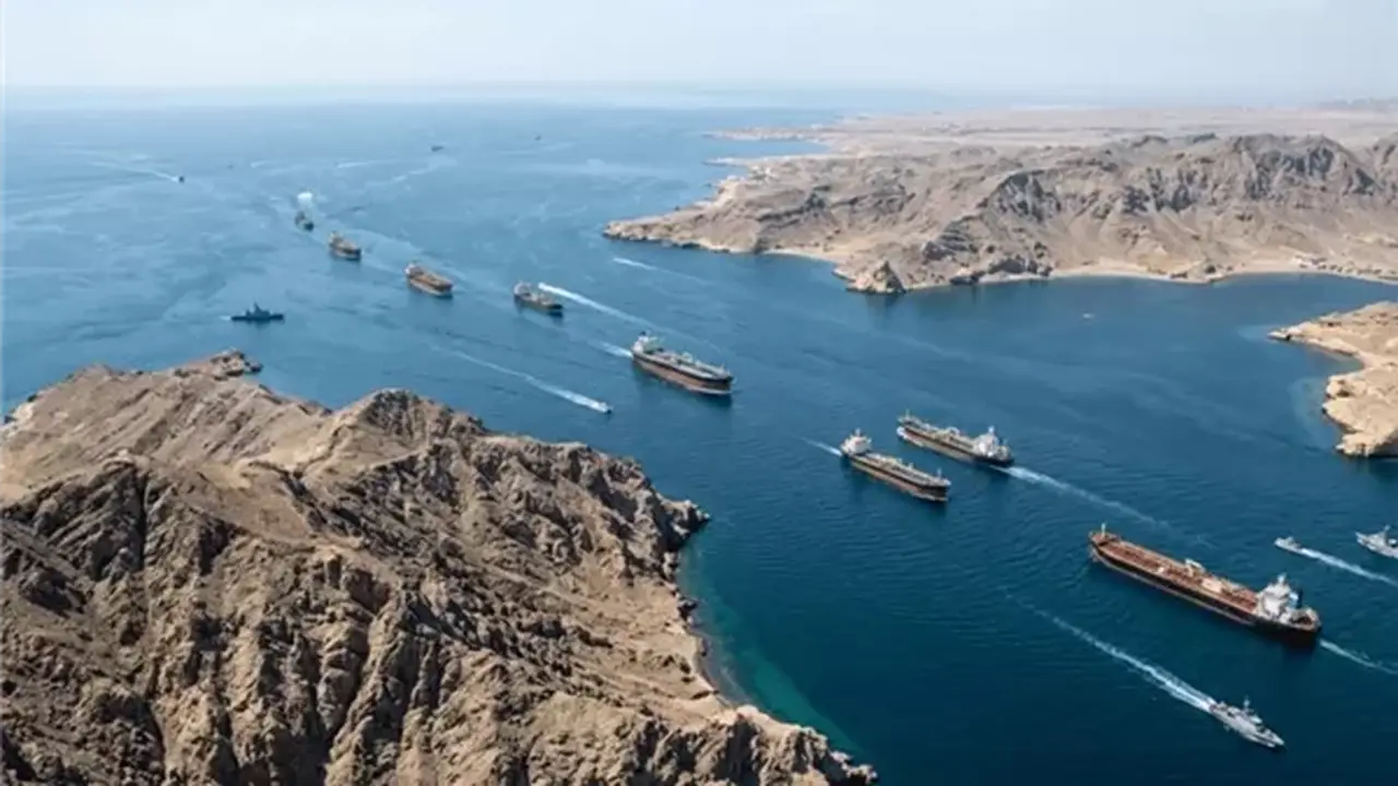 إيران تؤكد استمرار إغلاق مضيق هرمز: «لن يُعاد فتحه إلا بشروطنا»