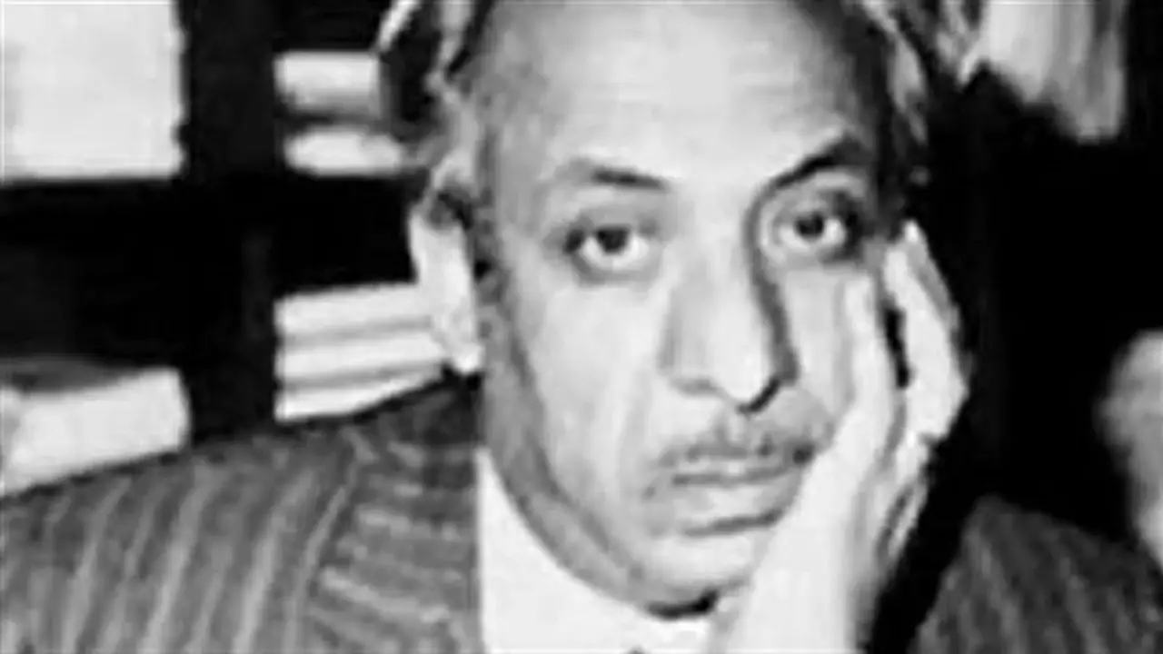 صلاح عبد الصبور: العربي الوحيد في قائمة أهم 100 شاعر عالمي