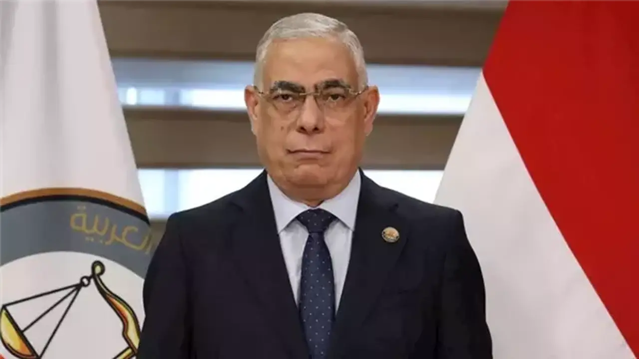 النائب العام يطلق الصفحات الرسمية لمعهد البحوث الجنائية لتعزيز التواصل مع المجتمع (فيديو)