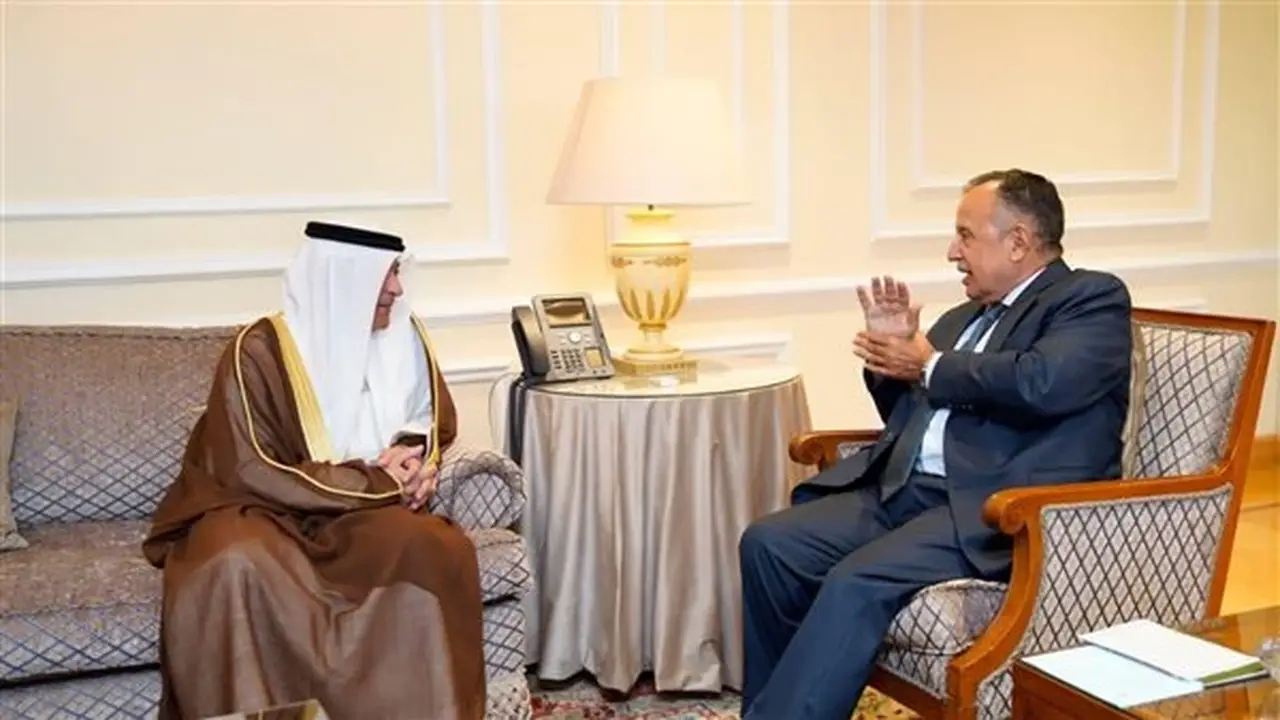 نبيل فهمي يستقبل أمين التعاون الخليجي لبحث تطورات المنطقة وتعزيز الأمن العربي