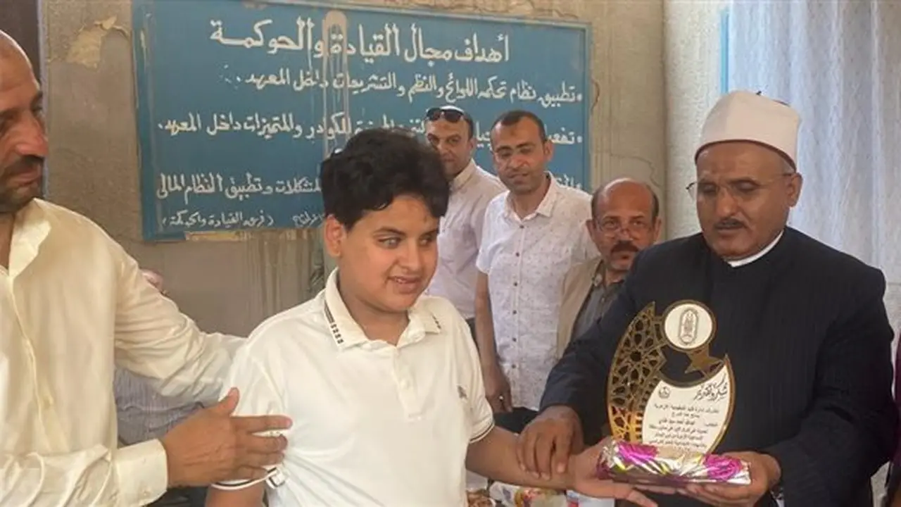 تكريم الطلاب المتفوقين في إدارة فايد التعليمية الأزهرية برعاية رئيس منطقة الإسماعيلية