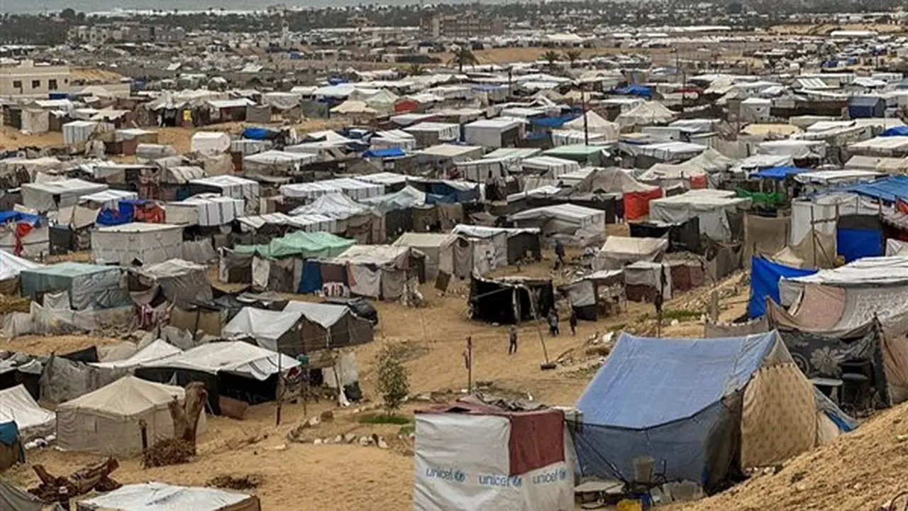 الأونروا تحذر: نقص الوقود وقطع الغيار يهدد الخدمات الإنسانية في غزة