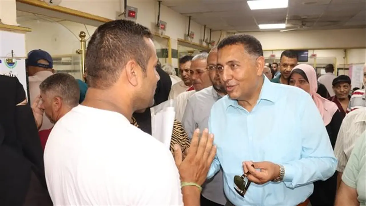 محافظ القليوبية يتفقد المراكز التكنولوجية في بنها وطوخ وقها ويؤكد على سرعة إنهاء معاملات المواطنين