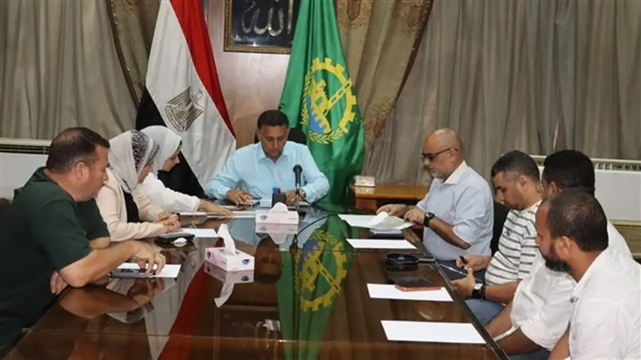 محافظ القليوبية يناقش مع جهاز مستقبل مصر استغلال الجزيرة الوسطى بمدينة الخصوص