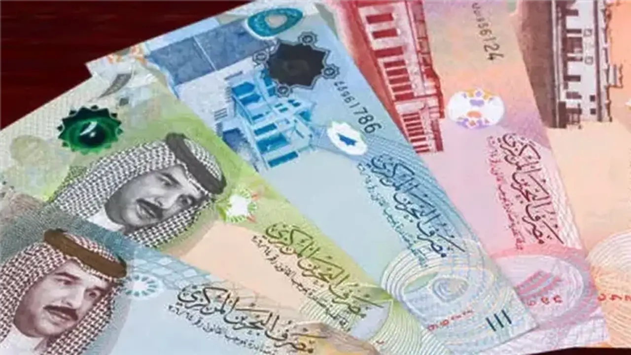 تراجع سعر الدينار البحريني مقابل الجنيه في البنك الأهلي بنهاية تعاملات اليوم
