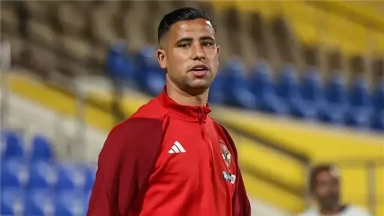 الأهلي يقيد رضا سليم في قائمته استعدادًا للموسم الجديد