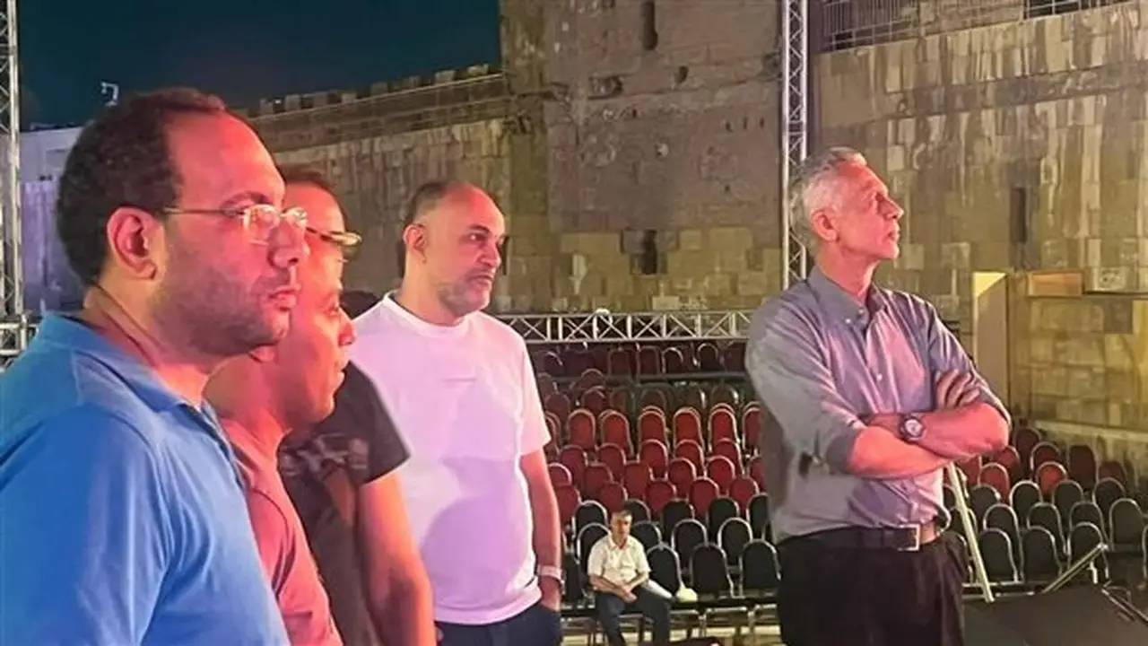 رئيس الأوبرا يتابع الاستعدادات النهائية لمهرجان القلعة الدولي للموسيقى والغناء ويخصص منافذ إضافية لبيع التذاكر
