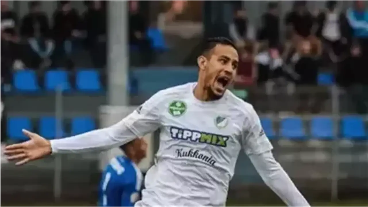 مهاجم جزائري يقترب من الانتقال إلى بيراميدز مقابل 3.5 مليون يورو