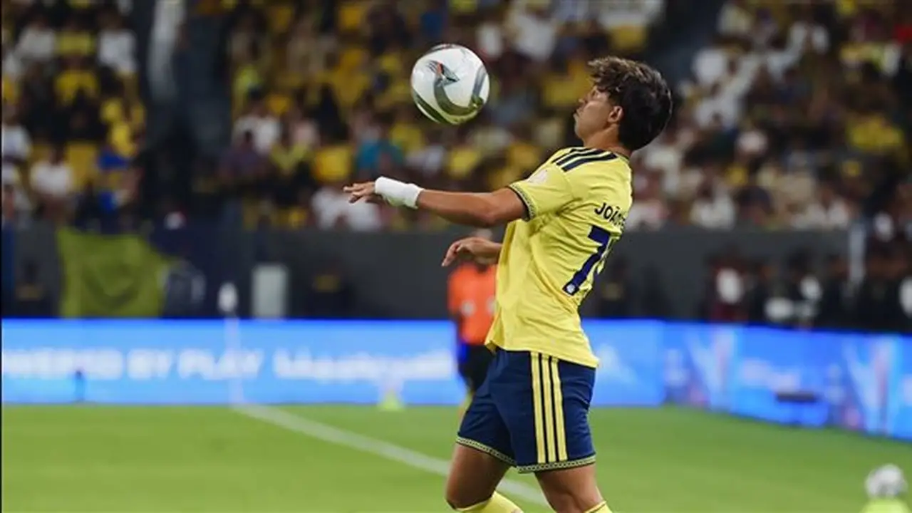 الدوري السعودي: النصر يتفوق على الفتح 2-0 في الشوط الأول