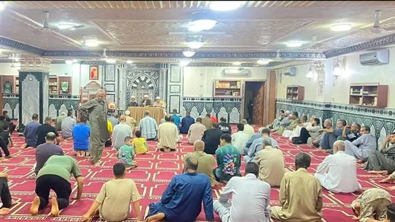 فعاليات الاحتفال بالمولد النبوي تتواصل في مساجد الإسماعيلية