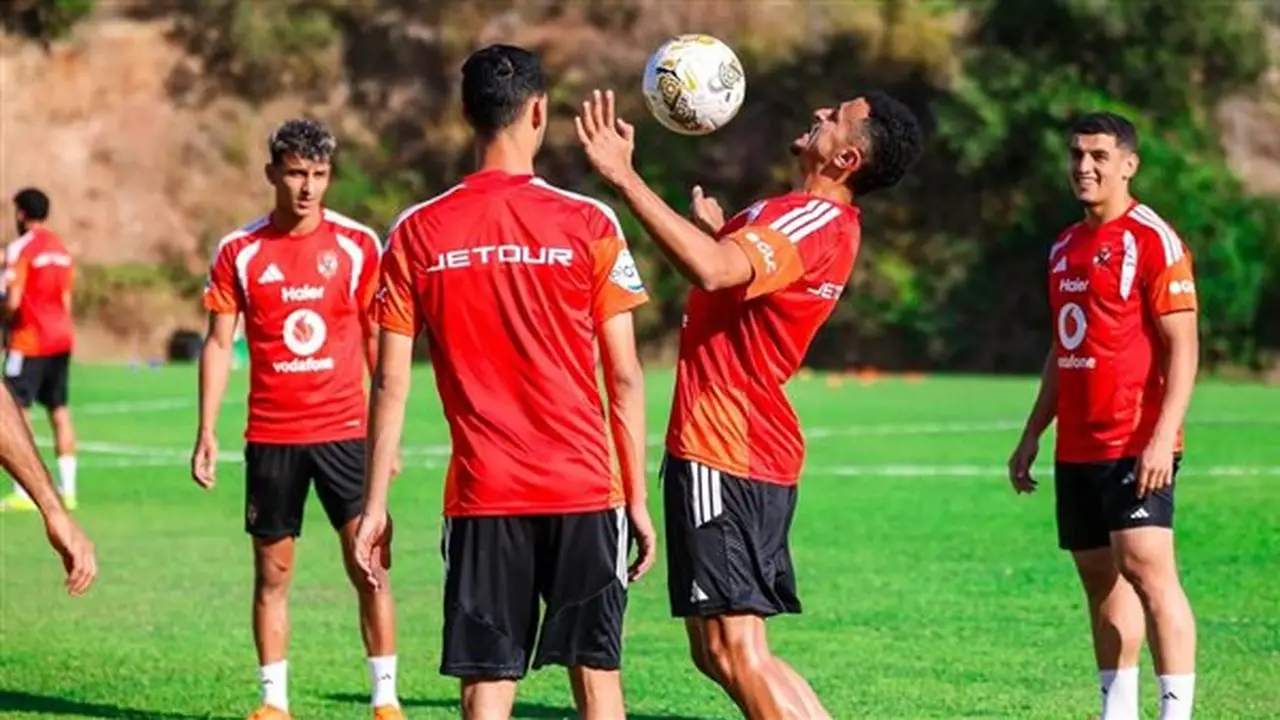 الأهلي يستأنف تدريباته اليوم استعدادًا لمواجهة برشلونة الودية