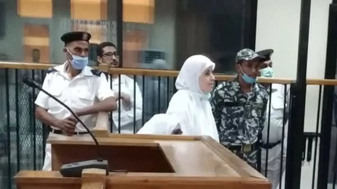 محاكمة عائشة الشاطر في قضية خلية التجمع تنطلق بعد قليل