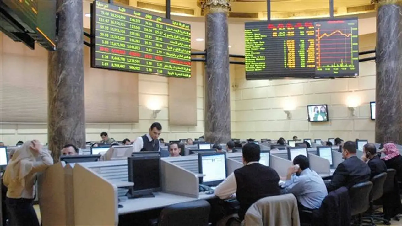 البورصة المصرية تواصل صعودها في منتصف تعاملات اليوم الأحد