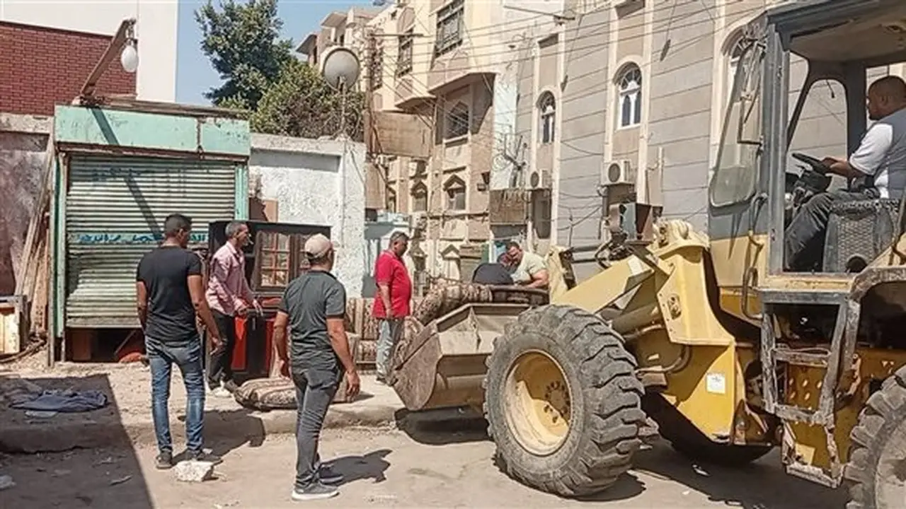 حملات مكثفة لرفع الإشغالات والتعديات في شوارع المنيا وتعزيز السيولة المرورية