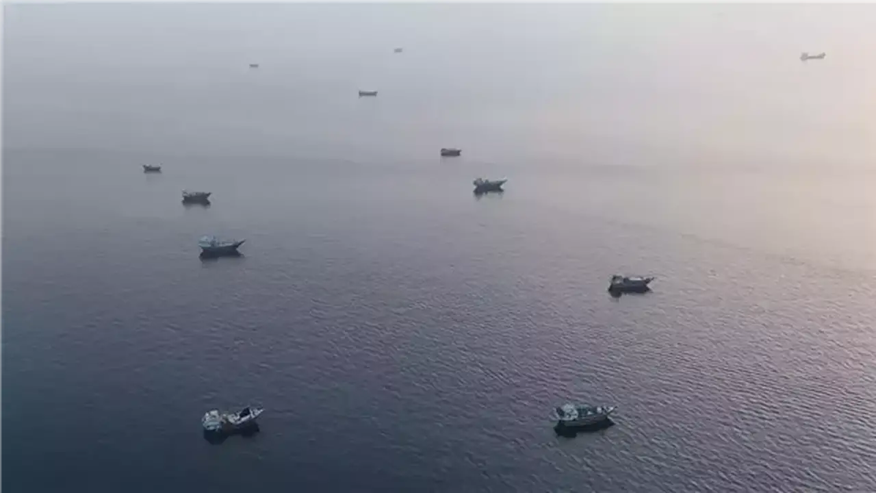 قائد الجيش الإيراني: مضيق هرمز يعكس قوتنا الجيوسياسية ولن يعود لوضعه السابق