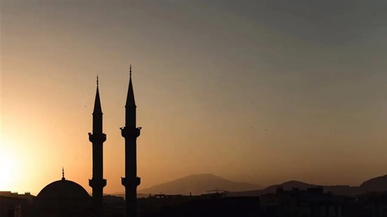 موعد أذان المغرب اليوم الأحد 3 ربيع الأول في القاهرة والمحافظات