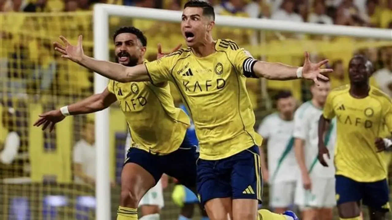 رونالدو يكشف عن احتمال اعتزاله بعد كسر حاجز 1000 هدف