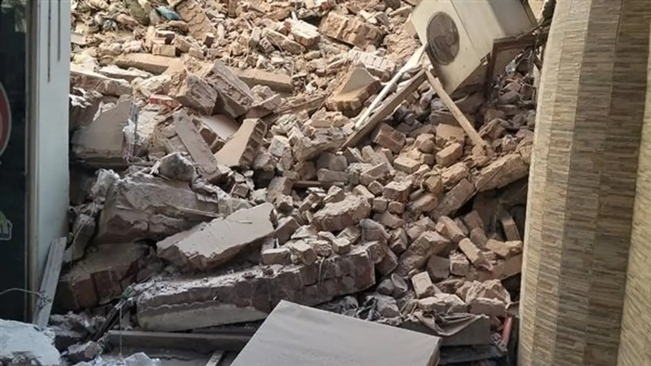 انهيار منزل خالٍ من السكان في منطقة المندرة بالإسكندرية دون تسجيل إصابات