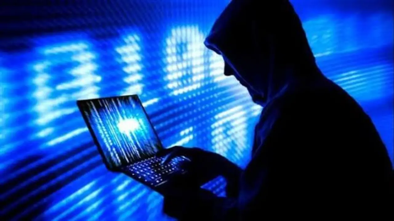 هجوم إلكتروني يستهدف فرنسا.. اختراق بيانات 678 ألف شخص واجتماع طارئ للحكومة