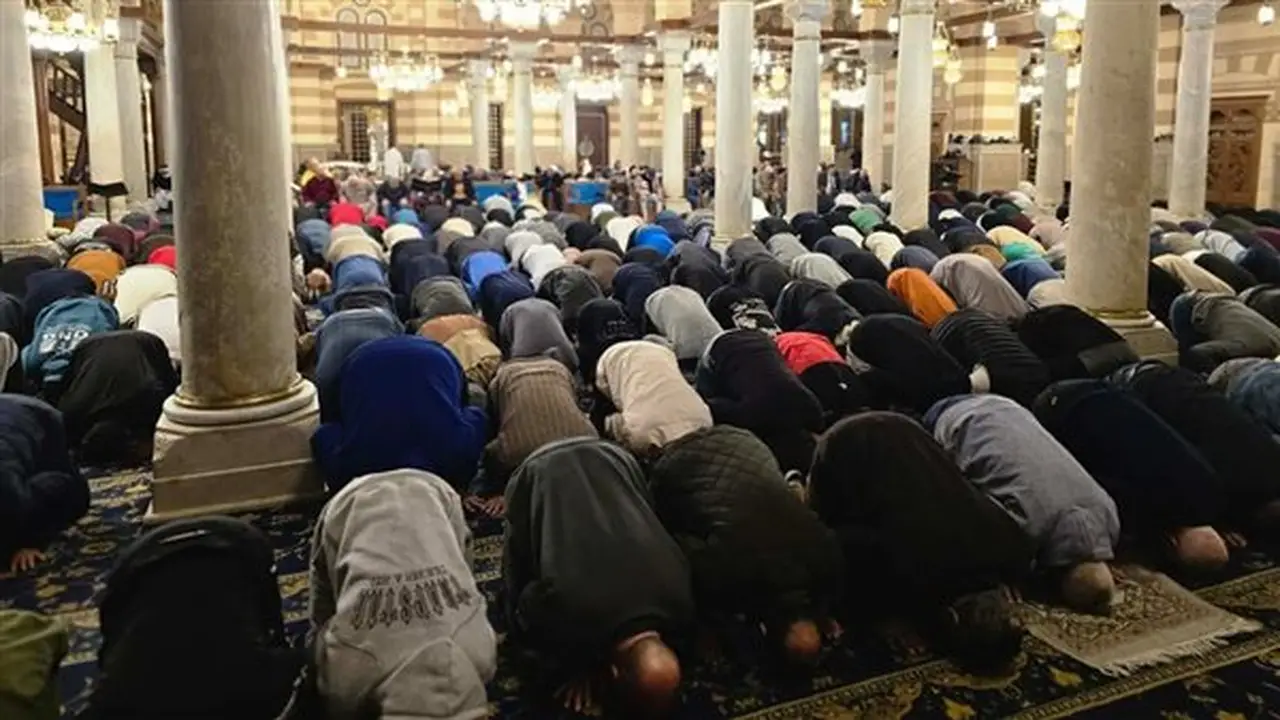 مواقيت الصلاة اليوم الإثنين 17 أغسطس 2026 في القاهرة والمحافظات