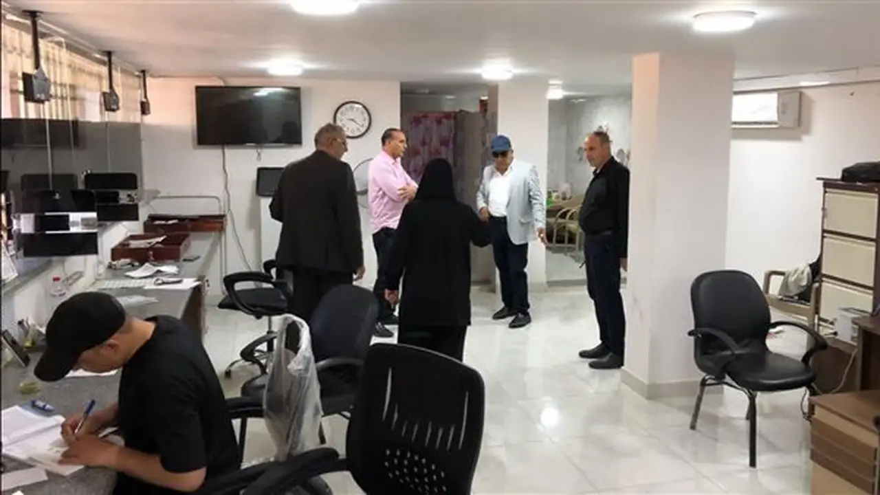 محافظ الدقهلية يزور مكتب توثيق الخارجية بحديقة شجرة الدر لتفقد سير العمل (صور)