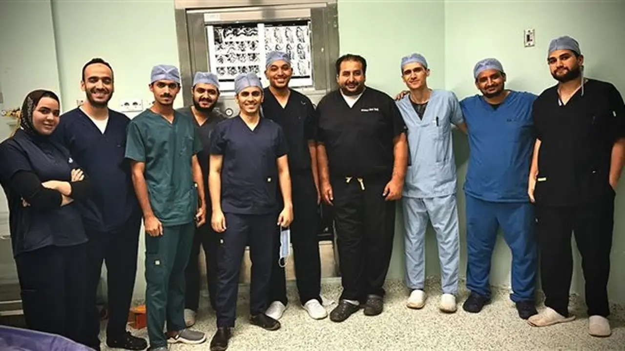 إنقاذ مريضة من خطر الشلل الرباعي باستئصال ورم بالفقرة العنقية الثانية في مستشفى الشيخ زايد