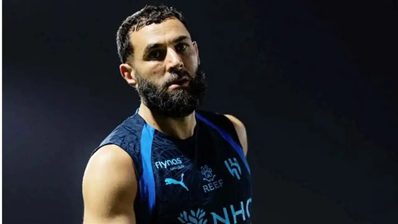 أزمات تهدد مستقبل كريم بنزيما مع الهلال السعودي