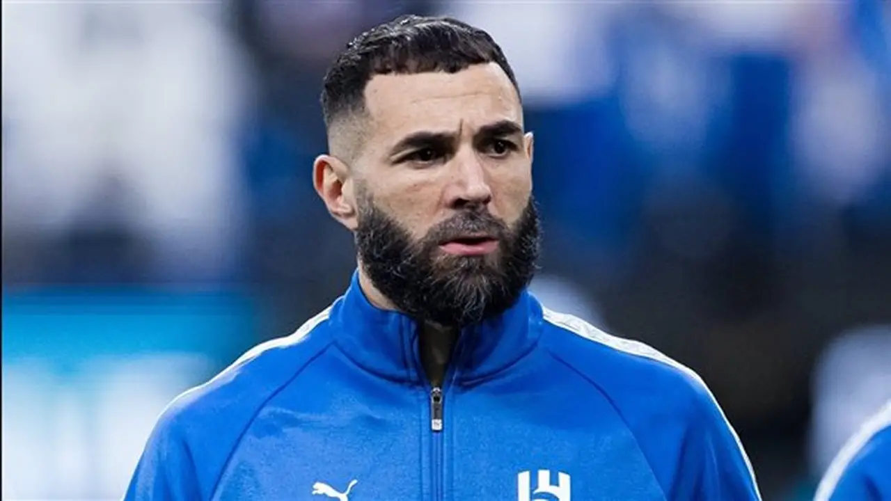 4 أسباب تدفع الهلال للتخلي عن كريم بنزيما في الصيف