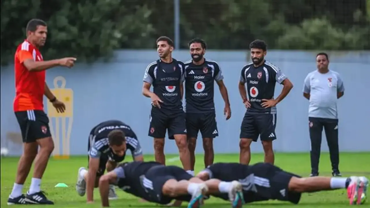 قائمة الأهلي للموسم الجديد: 42 لاعبًا في انتظار انطلاق الدوري