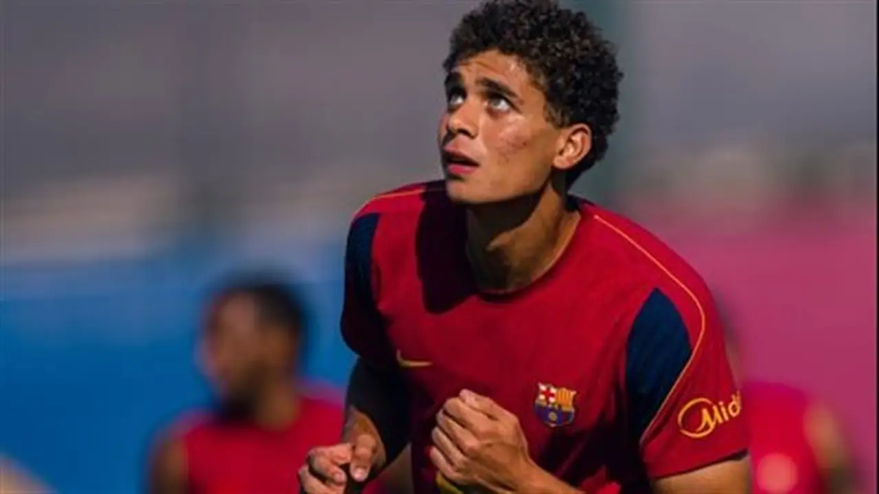 حمزة عبد الكريم يستعد لمواجهة الأهلي مع برشلونة في كأس خوان جامبر
