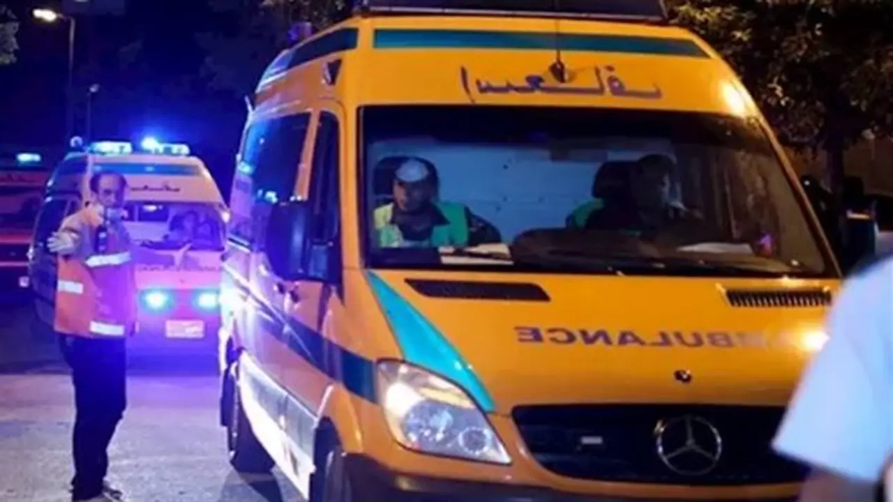 إصابة 9 أشخاص في انقلاب ميكروباص بالطريق الزراعي بالبحيرة