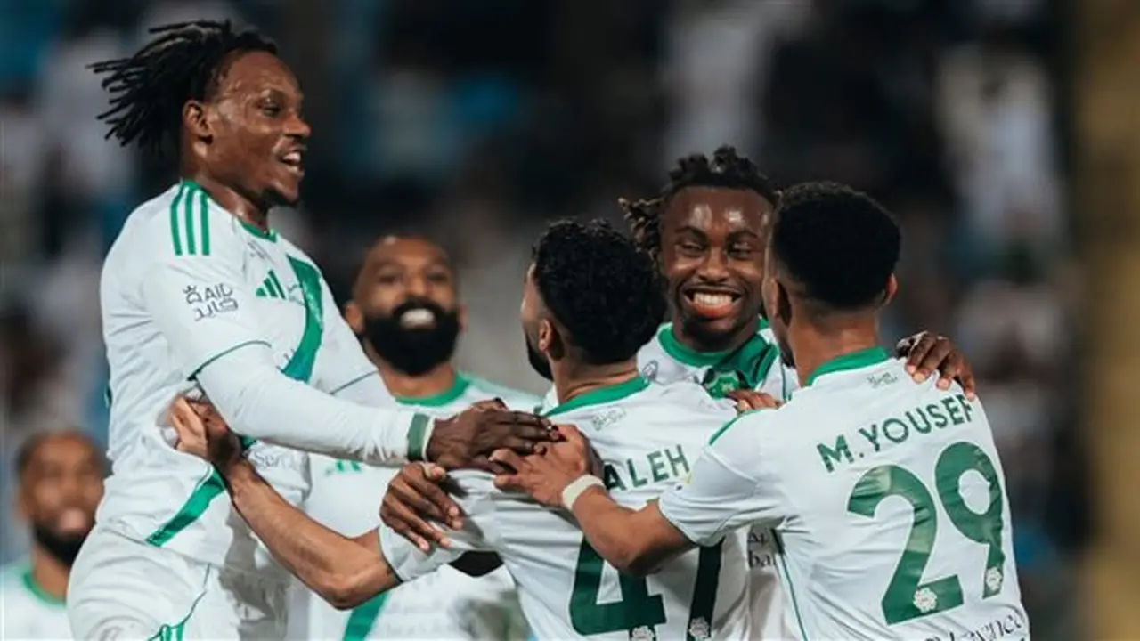 أهلي جدة يتأهل لدور الـ16 بكأس خادم الحرمين بعد الفوز على الأنوار 2-1