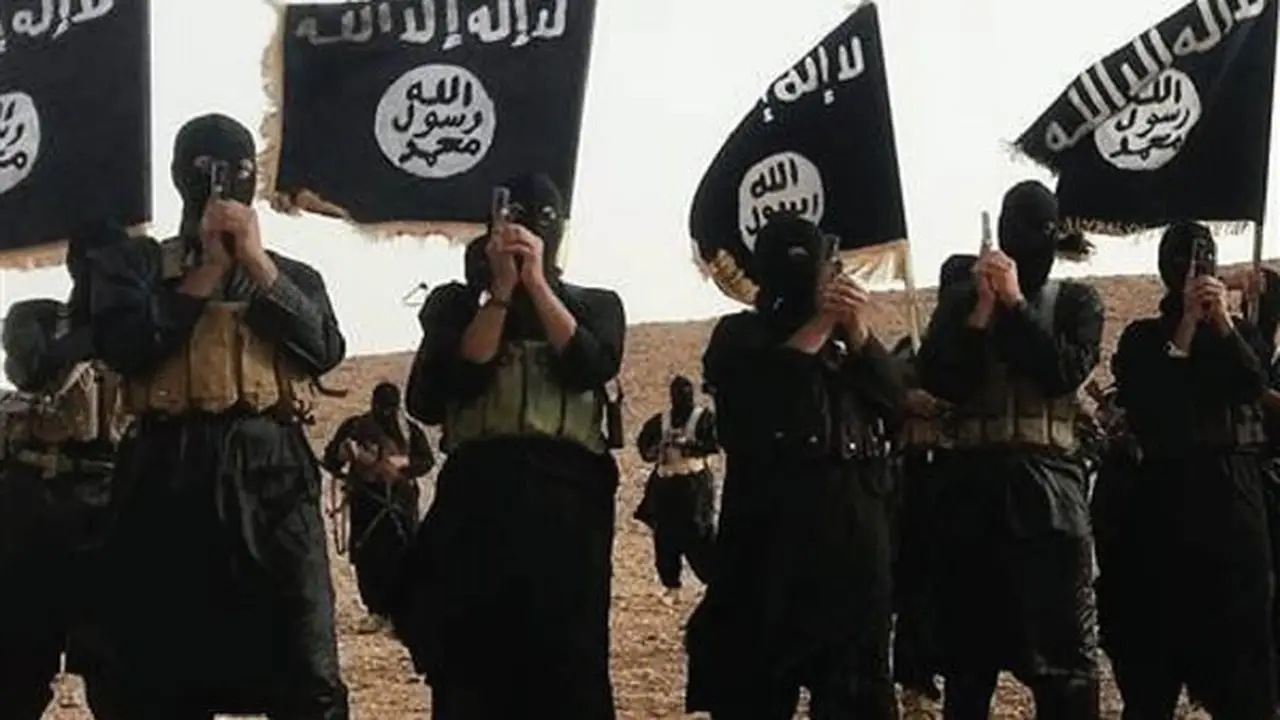 من ألعاب الفيديو إلى تصنيع المتفجرات: كيف استغل داعش عقول شباب الخليج؟