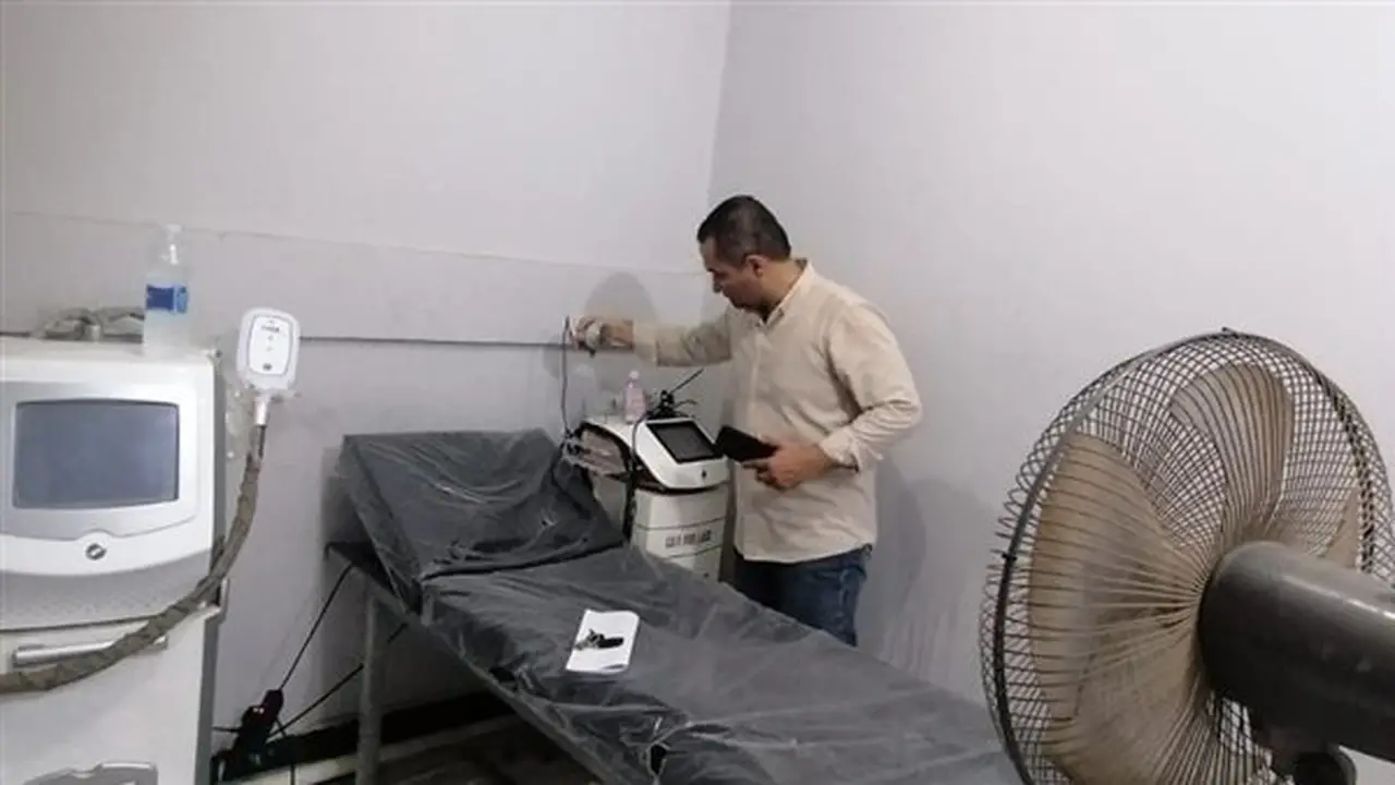 ضبط صيدلانية تدير مركزًا للعلاج الطبيعي وعيادة للتغذية العلاجية في طلخا بدون ترخيص