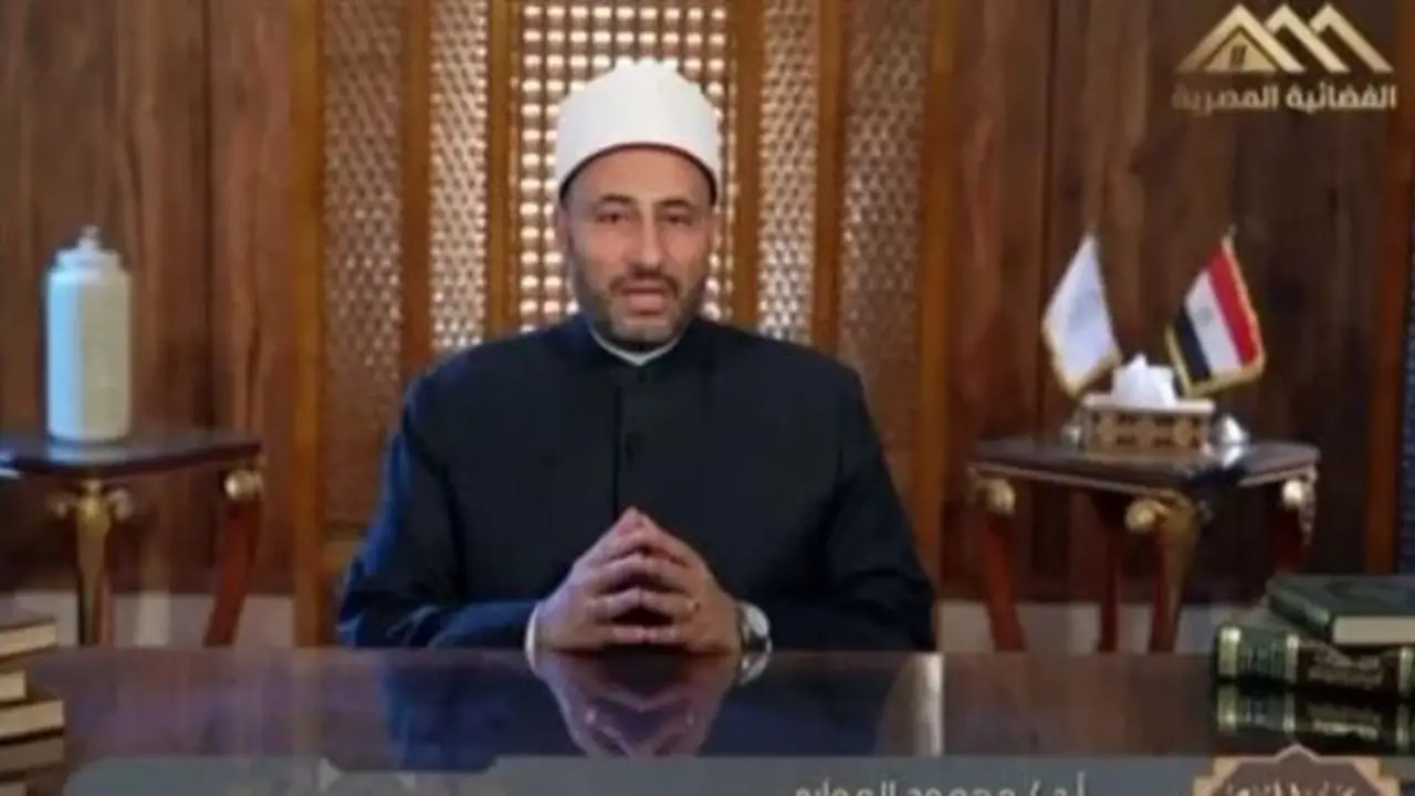 التلصص الإلكتروني: خطر العصر ودعوة محمود الهواري لاستعادة قيم العفة وحماية الخصوصية