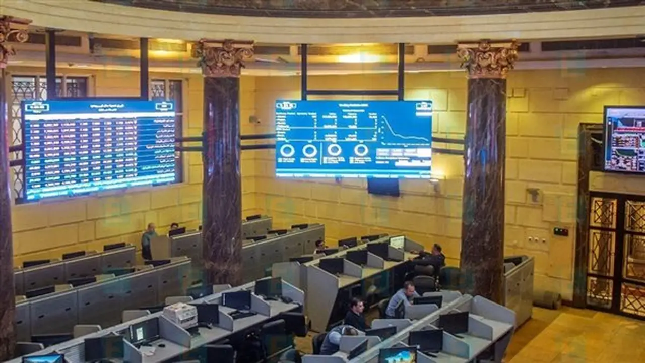 92.4% من تعاملات المصريين في البورصة خلال جلسة الإثنين