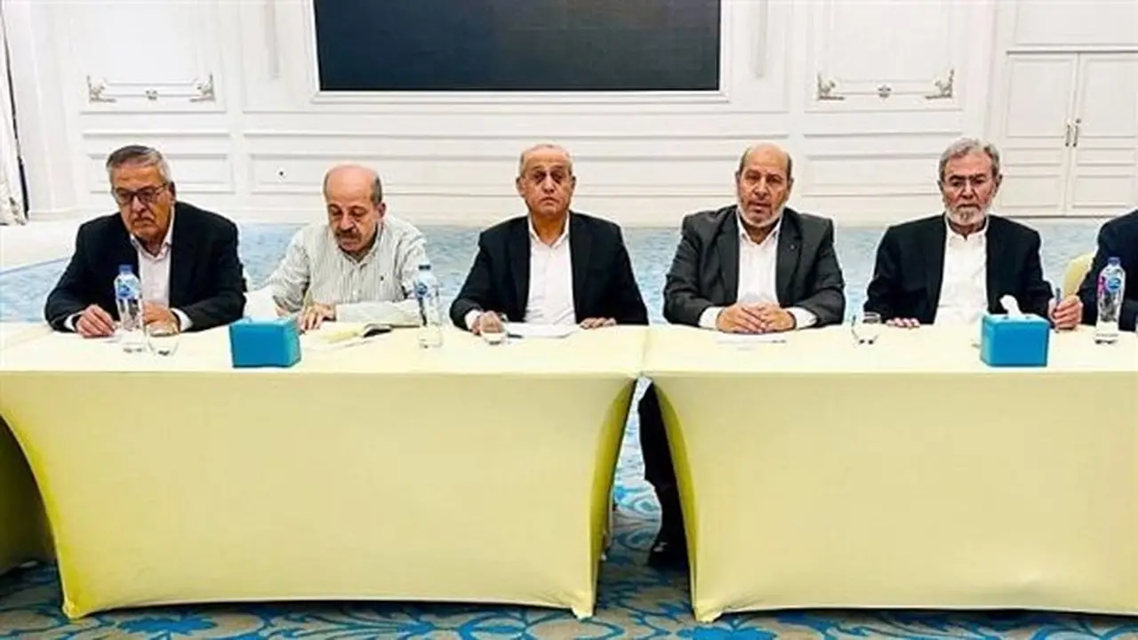 خليل الحية يجتمع مع الفصائل الفلسطينية في القاهرة لمناقشة التطورات السياسية