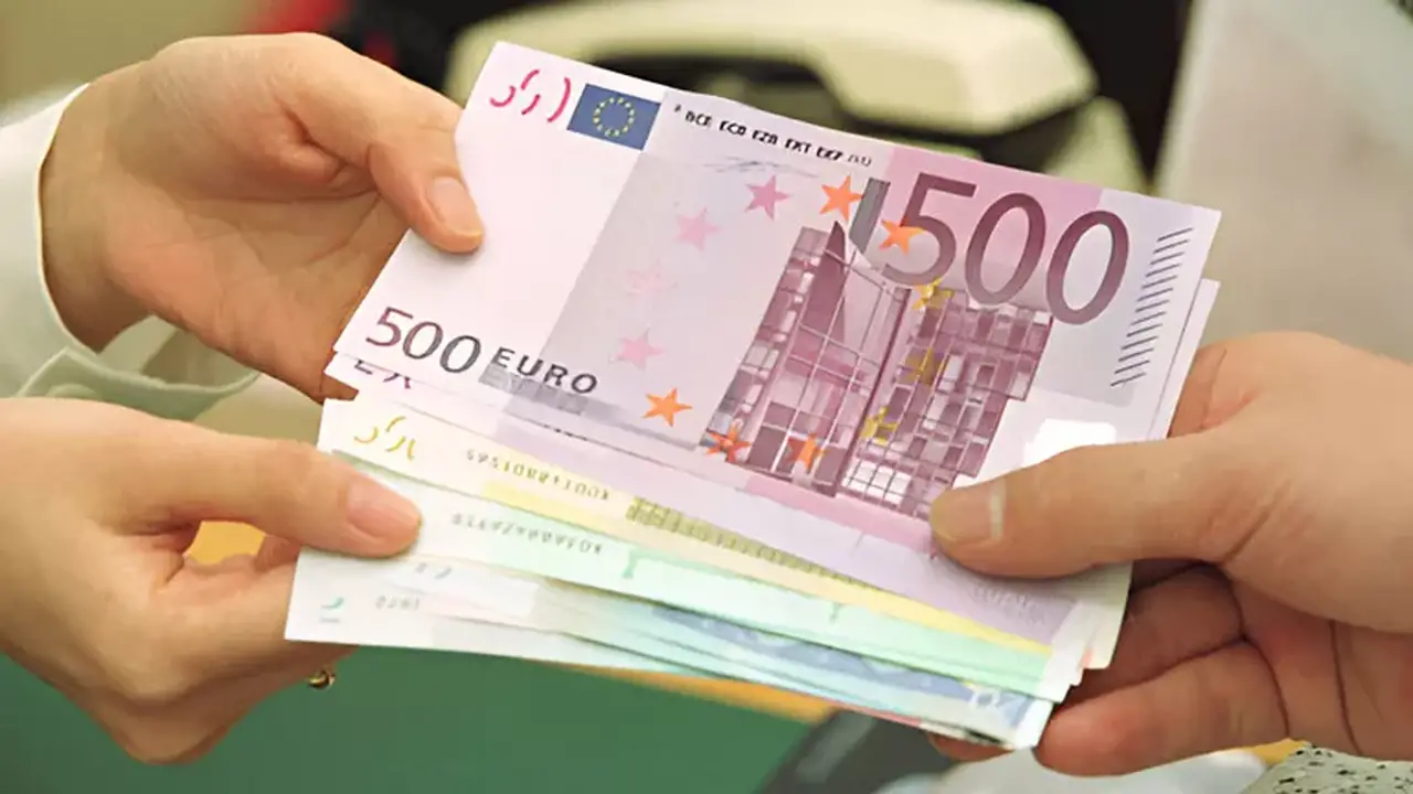 ارتفاع سعر اليورو مقابل الجنيه في 5 بنوك خلال تعاملات الثلاثاء