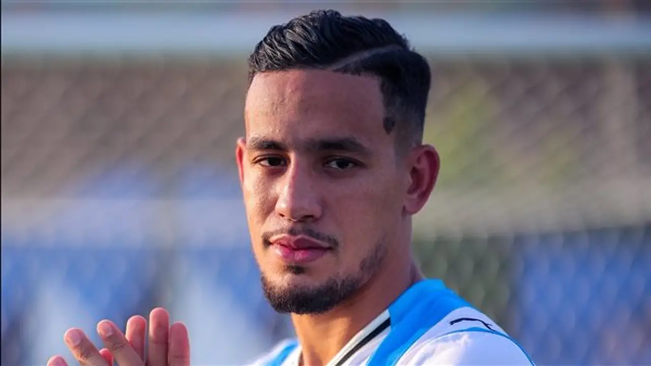 بيراميدز يتعاقد مع المهاجم الجزائري أحمد نذير بو علي